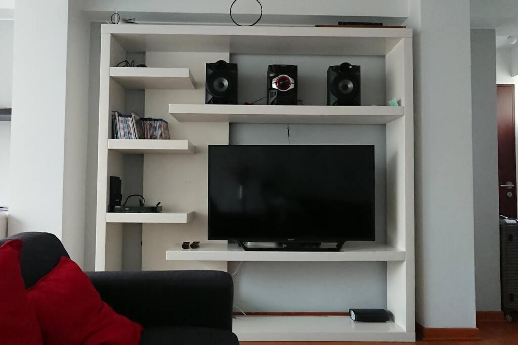 Elegante Flat En Inmejorable Ubicacion - San Isidro